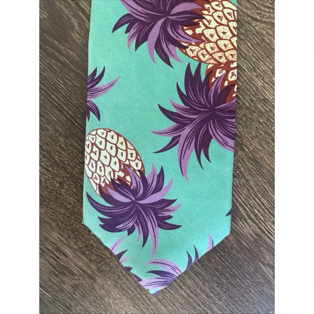 Vintage Chaps Ralph Lauren Pineapple Silk Tie Green FUN MINT Made In USA